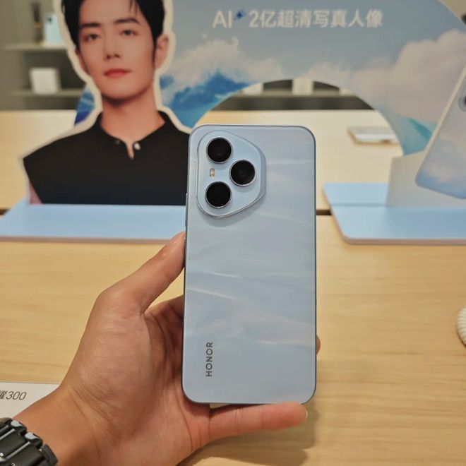 荣耀400对比华为nova14系列价格相差100元谁更值得推荐(图2)